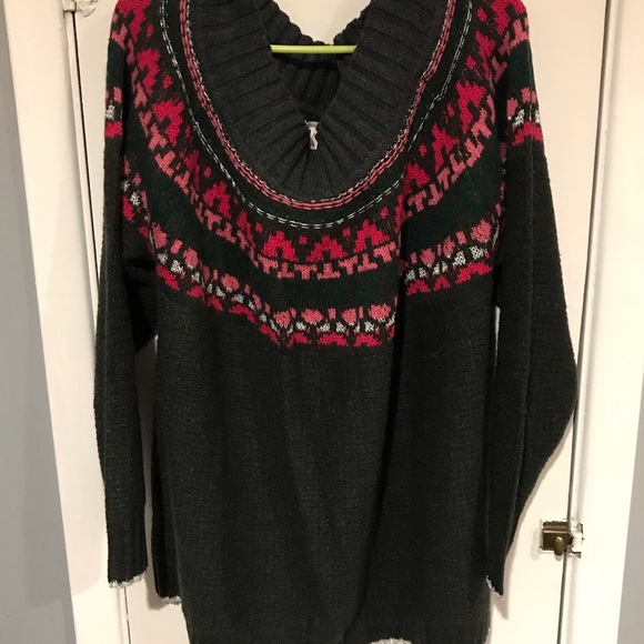 Maurices Tops - NWT Maurice’s off the shoulder sweater Maurices Tops - NWT Maurice’s off the shoulder sweater
